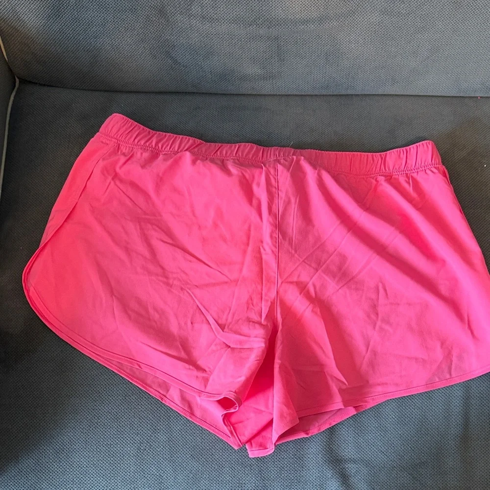 New Balance‎ Women's Vibrant Pink Running Shorts NWT